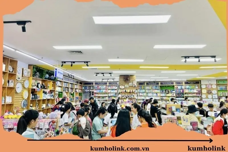 Nhà Sách Fahasa Đà Lạt