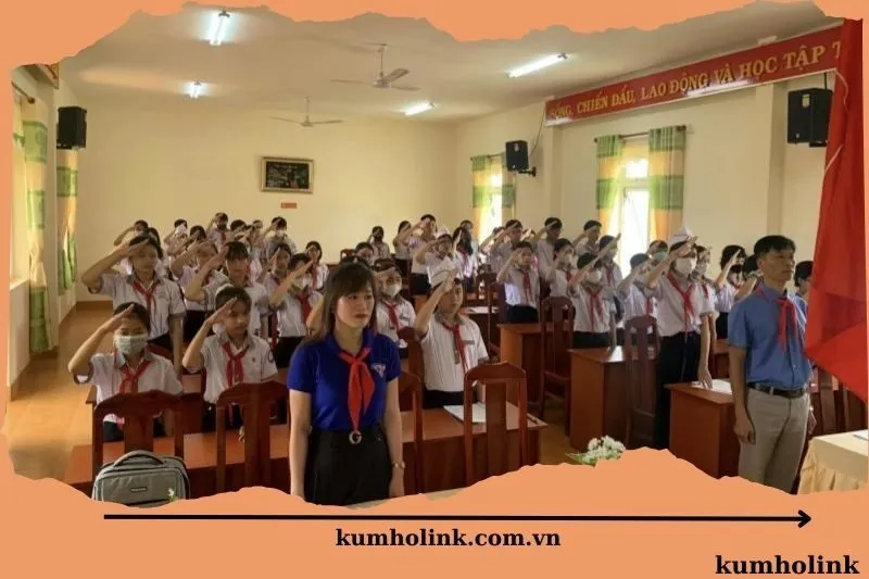 Trường THCS Trần Phú